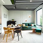 Flora Apartment Deluxe - Hav Aparts