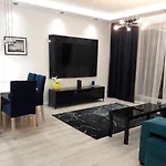 3Rooms Uno 8 Apartment