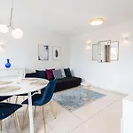 Riverside Apartment Targ Rybny