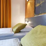 La Petite Apartments