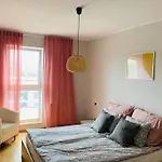 5Th Floor Big Balkoon Near Park And Baltic Sea Nice View Privat Parking Place