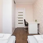 Two-Bedroom Apartment Old Town Gdansk Walowa By Noclegi Renters