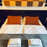 La Petite Apartments & Rooms