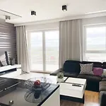 San Apartment 16Th Floor