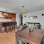 Top Floor Z Widokiem Na Morze By Downtown Apartments