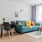 Uroczy Apartament 2 Pokoje - 10 Min Do Morza!