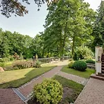 Apartamenty W Rezydencji Nad Stawem - Traugutta 111