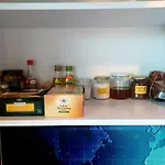 Sunny Sleeps 4 By The Beach With Garden Patio - Gdansk Przymorze