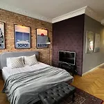 Navy Group - Apartamenty Dluga 35