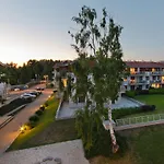 Strand Apartments