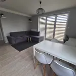 Apartament Rodzinny Z Ogrodkiem