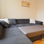 Gama K2124 Grand-Tourist Apartments