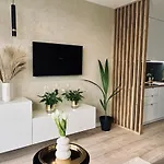 Nowoczesny Apartament Z Garazem Morelova