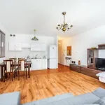 Central Apartments&L60A/52