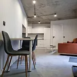Industrialna Piwnica Hostel