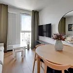 Boutique Aura 40 By Grand Apartments