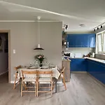 Kobalt Spot Sea Apartment