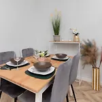 Old Town Apartment Garncarska By Noclegi Renters