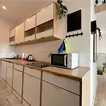 Sobieski Room - Peaceful Retreat, 10 Minutes To Gdansk Old Town & Seaside