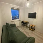 Rodzinne Mieszkanie 2-Pokojowe 50M2 Z Bezplatnym Prywatnym Parkingiem I Balkonem