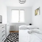 Qwadratura 28 By 3City Rentals