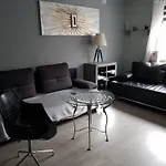 Apartament Mirror