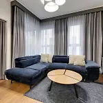 Granaria Deluxe & Riverside By Downtown Apartments