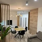 Nowoczesny Apartament Z Garazem Morelova