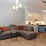 Centro Downtown Premium Apartment