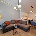 Centro Downtown Premium Apartment