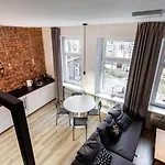 Isabel By Q4Apartments