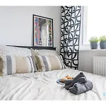 Lily Room