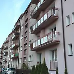 Apartament Blisko I Spokojnie / Close And Quiet Apartment