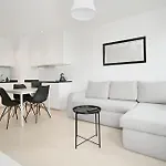 Solvo By 3City Rentals