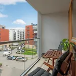 Aura Island Riverside By Downtown Apartments