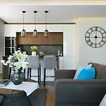 Elite Apartments Downtown Premium