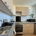 Stary Aleja Rzeczypospolitej 7
