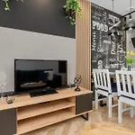 Przytulny Apartament Z Balkonem Bajki 5 By Rent Like Home