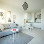 Apartment Sea Stories