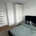 Sailor House