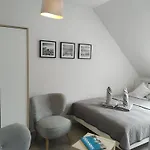 Wendy\'S Apartment