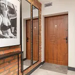 Sloneczny Apartament Z Klimatyzacja W Sercu Gdanska By Rent Like Home