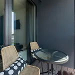 Chlebova Riverside & Gym By Downtown Apartments