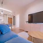 Champion\'S Bay Apartament