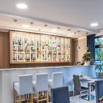 Hotel Urbi