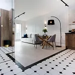 Devalia Rentyear Apartments