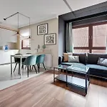 Waterlane Island - Riverview Pool, Spa & Gym By Downtown Apartments