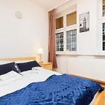 Apartment Zlotnikow Old Town By Noclegi Renters