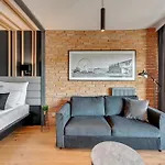 Nadmotlawie Riverside - Gym & Free Parking By Downtown Apartments