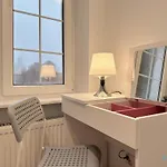 Downtown Room
